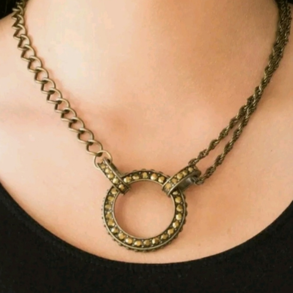 Paparazzi Razzle Dazzle Brass Necklace